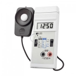 Dual-Range Light Meter